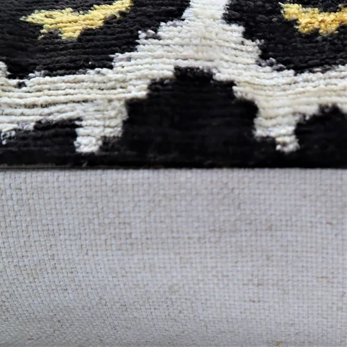 Vista 5 de Almohada decorativa hecha a mano de leopardo con funda de cojín rellena de plumón, estampado de tigre dorado marfil, funda de cojín cuadrada de seda