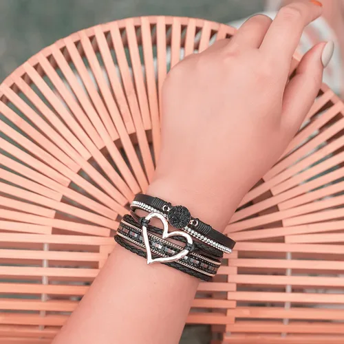 Vista 4 de FANCY SHINY Pulseras de cuero con forma de corazón, apilables, bohemias, pulseras de diamantes de imitación de resina de moda con cierre magnético
