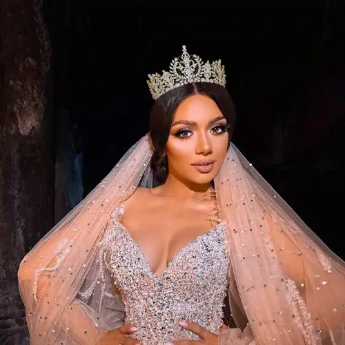 Vista 3 de Aoligrace Tiara y corona de boda de circonita cúbica de lujo para mujeres, joyería para el cabello, quinceañera, regalos para novias para mujeres