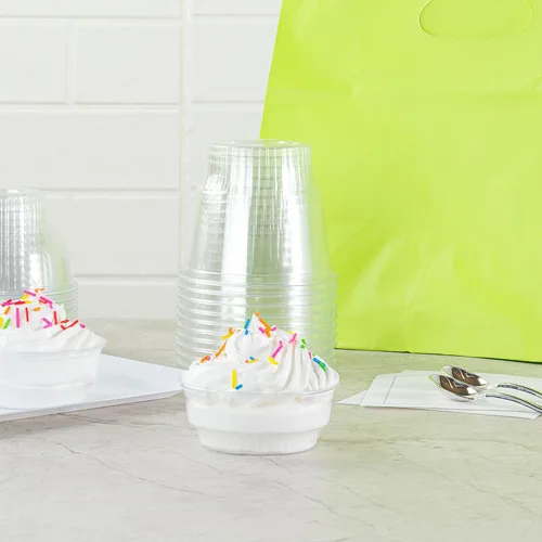 Vista 8 de Restaurantware -RW Base 3.5 oz - Vasos de helado de 3.5 onzas, 50 tazas de parfait desechables - Taza de postre de plástico transparente, elegante
