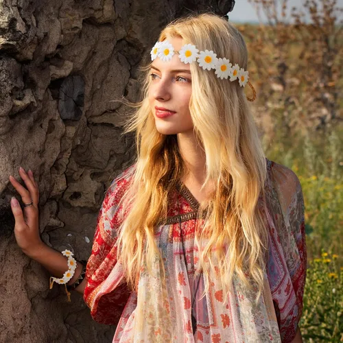Vista 3 de DOCILA Diademas de flores para mujer, diademas florales hippie bohemias, corona de hadas, bodas, fiestas, viajes, disfraces, accesorios
