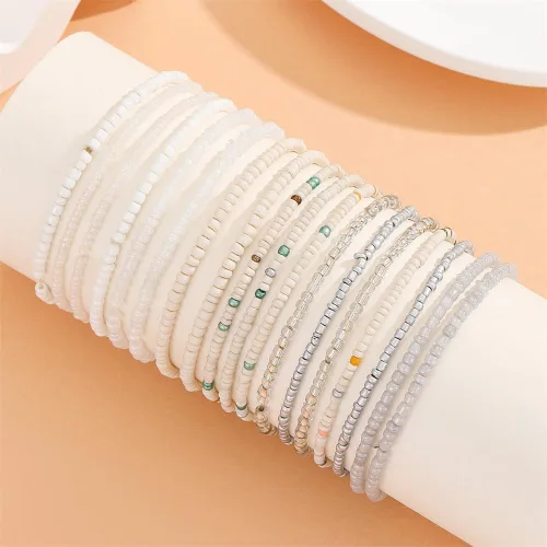 Vista 4 de Fuqimanman2020 18 piezas de pulseras apilables con cuentas estilo boho para mujer, conjunto de tobilleras de cuentas de arroz multicapas coloridas
