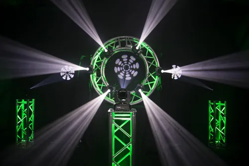 Vista 4 de CHAUVE DJ (CHDDJ) Intimidator Spot 110 LED Luz de cabeza móvil con adaptador de cable DMX3F5M DMX
