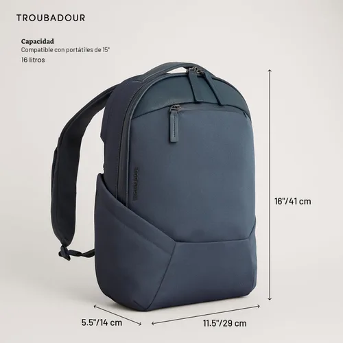 Vista 2 de Mochila para portátil Troubadour Apex Compact 16L de alta calidad - Ergonómica y resistente al agua - Diseñada para trabajo y viajes - Azul marino
