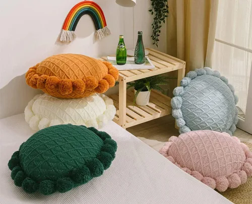 Vista 4 de vctops Lindos pompones de punto almohadas con inserto geométrico, cojín redondo suave para sofá cama (azul, diámetro de 20 pulgadas)