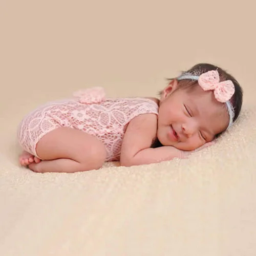 Vista 4 de Recién nacido bebé niña fotografía accesorios foto sesión trajes traje infantil encaje tocado mamelucos