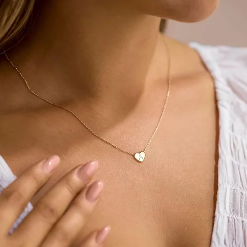 Vista 3 de Turandoss Heart Initial Necklaces for Women - 14K Gold Filled Heart Pendant Letter Alphabet Necklace Tiny Initial Necklaces for Women Gifts
