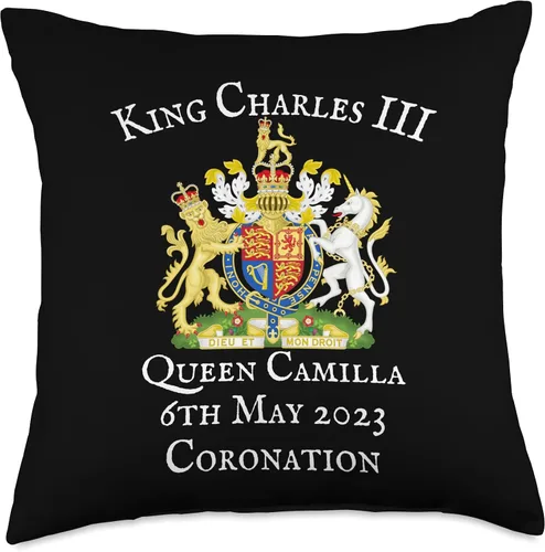 Vista 4 de CHARLES & CAMILLA ROYAL CORONATION 2023 BRITISH COAT OF ARMS Throw Pillow