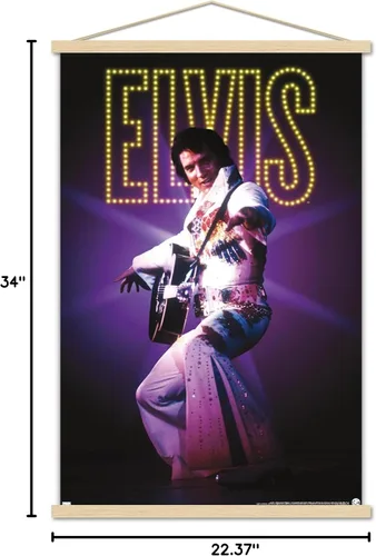 Vista 7 de Trends International Elvis Presley - Póster de pared de traje, 22.37 x 34.00 pulgadas, paquete de impresión premium y colgador de madera de haya