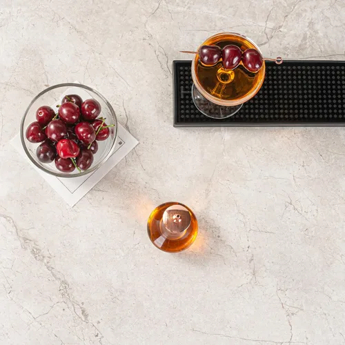 Vista 9 de Restaurantware Bar Lux - Botella amarga de 3.5 onzas, 1 vaso amargo de grado profesional, con tapa Dasher chapada en cobre para cócteles o postres