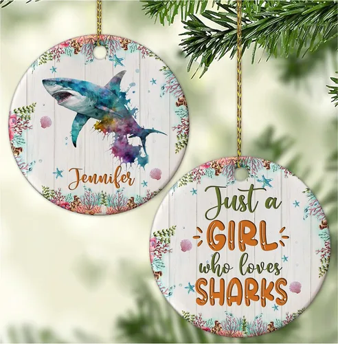 Vista 8 de Hyturtle Adorno de Navidad personalizado para los amantes de los ajolotes – Just A Girl Who Loves Axolotls Adorno de cerámica con nombre