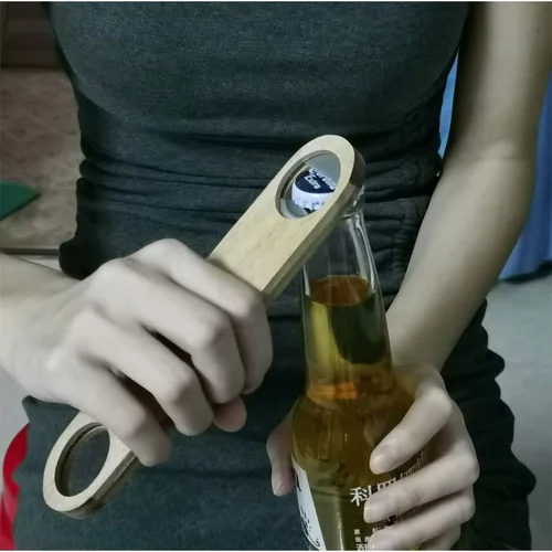 Vista 7 de Abrebotellas personalizado, Abrebotellas de cerveza grabadas personalizadas, Abrelatas de velocidad de mango de madera