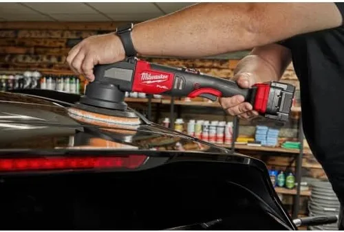 Vista 2 de Milwaukee M18 FUEL - Kit de pulidora orbital aleatoria de 0.827 in