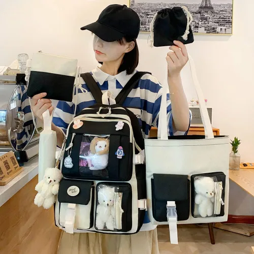 Vista 2 de JQWSVE Mochila Kawaii con pin Kawaii y accesorios, juego de 5 unidades, bonita mochila estética, bolsas escolares para adolescentes, Negro -, Viajar