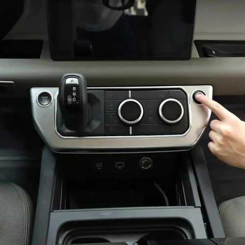 Vista 3 de Marco de botón de modo de aire acondicionado de control central ABS para Land Rover Defender 110 2020 Accesorios de coche (plata)