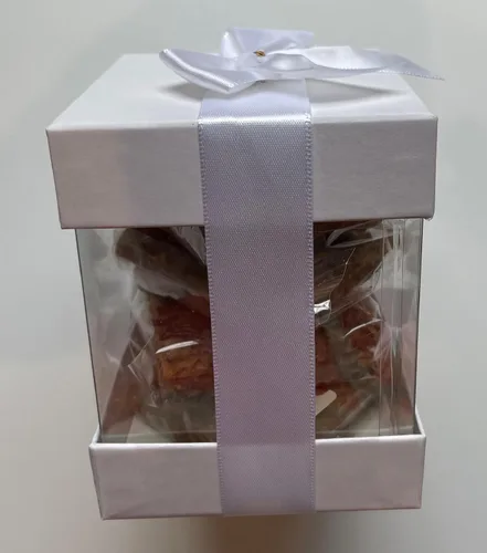 Vista 7 de Eileen's Pralines Paquete de 5 barras de praliné, caja de regalo roja Rojo