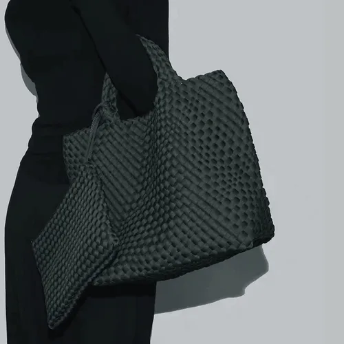 Vista 7 de JINMANXUE Bolso Hobo tejido para mujer, bolso de mano de neopreno de gran capacidad, bolso de hombro casual hecho a mano