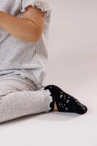Vista 8 de Calcetines para caminar para bebés, caja de regalo, calcetines con pinzas antideslizantes antideslizantes 2 pares para niños y niñas de 6 a 24