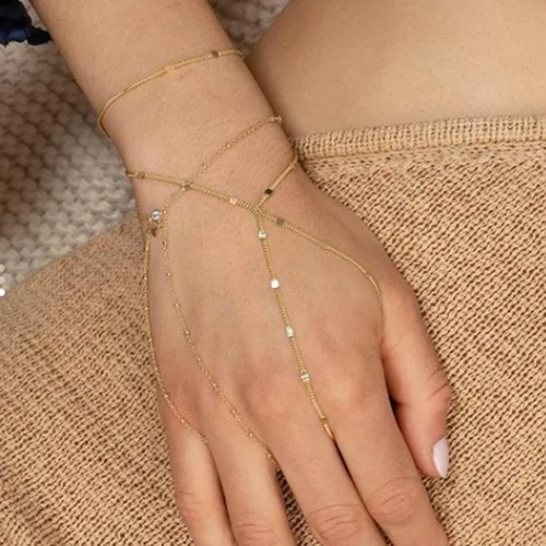 Vista 4 de Jumwrit Juego de pulseras de cadena de oro, pulsera de anillo de diamantes de imitación, cadena de mano, pulsera de anillo de dedo, cadena