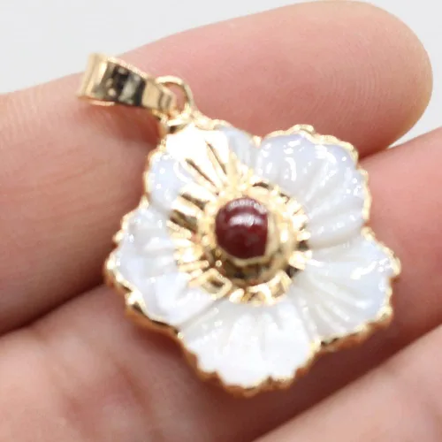 Vista 9 de LHJ Forma de vieira Natural Madre de Perla Shell Pendnats Energy Crystal Stone Setting para hacer joyas 5 piezas