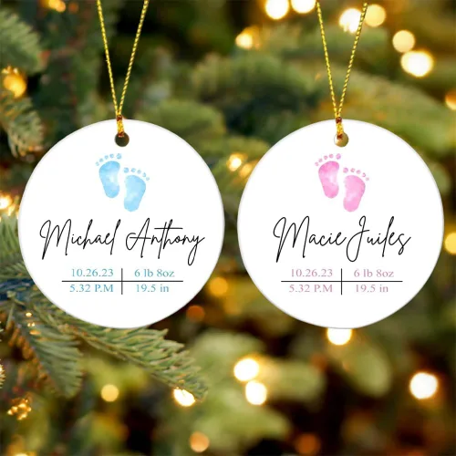 Vista 2 de NAZENTI Adorno de cerámica personalizado para bebé recién nacido, estadísticas de nacimiento, regalo de nueva mamá, primera Navidad del bebé