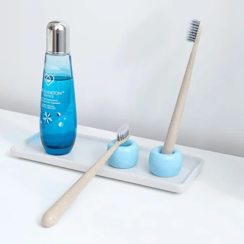 Vista 5 de AirMoon Mini soporte de cerámica para cepillo de dientes para baño, organizador de encimera pequeño azul, soporte para cepillos de dientes fácil