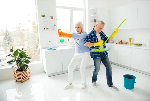 Vista 5 de Swiffer Juego de limpiador de polvo de microfibra, 1 mango y 3 almohadillas de repuesto (paquete de 1 unidad)