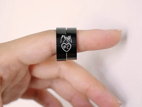Vista 5 de Pinky Promise Couple Ring, Matching Initial Couple Ring Set, Custom Engraved Engagement Jewelry