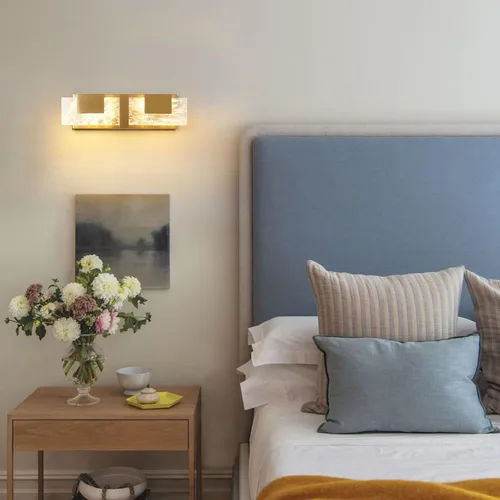 Vista 8 de Luz LED para Tocador de Baño: Accesorios de Iluminación Modernos de Acrílico en Dorado Cepillado de 16 pulgadas - 2 Luces Contemporáneas de Acabado
