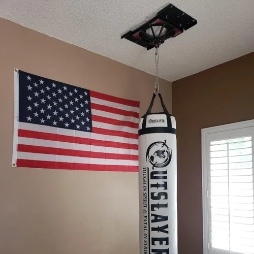 Vista 7 de Firstlaw Fitness Spider Mount 140 - Colgador pesado para saco de boxeo - para bolsas pesadas de hasta 140 libras - Fabricado en los Estados Unidos