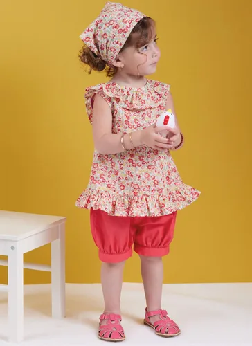 Vista 4 de Butterick Kit de patrón de costura para vestidos, tops, pantalones cortos, pañuelos y pantalones para niños pequeños, código de diseño B6951, tallas