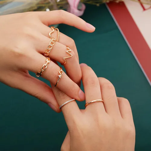 Vista 3 de Honsny Juego de anillos apilables chapados en oro de 14 quilates para mujer, anillos apilables para nudillos, anillos de plata finos y delicados