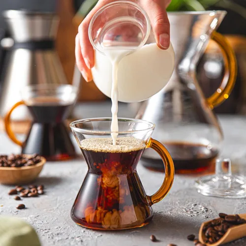 Vista 3 de Chemex - Taza con mango de vidrio de colores - Oro