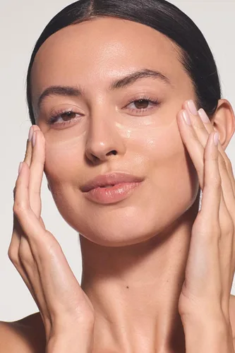 Vista 4 de Dr. Hauschka Loción revitalizante de día, 1.7 fl oz
