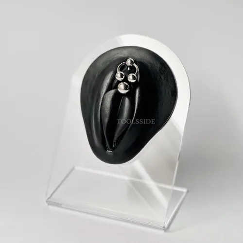 Vista 2 de VCH Jewelry - Piercing vertical con capucha para mujer, 4 bolas de acero quirúrgico, herradura y barra para piercing VCH, piercing genital curvado