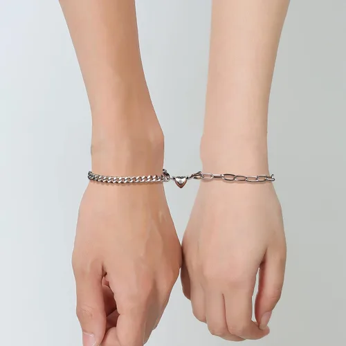 Vista 9 de GIEIWIW Magnetic Couple Bracelet Set Friendship Couple Long Distance Bracelet Gold Bracelet Women Men for Graduation Valentine's Day Father's Day