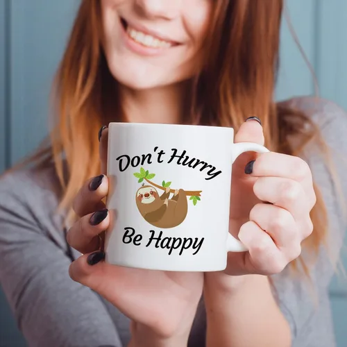 Vista 6 de aiyaya Taza de café con texto en inglés "Don't Hurry Be Happy Sloth - Bonita taza de café de perezoso de 11 onzas – Regalos de cumpleaños de Navidad