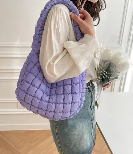 Vista 7 de Bolsa acolchada para mujer, bolsa acolchada ligera, bolsa de hombro, bolsa de hobo, bolsa de nube con cremallera 2023