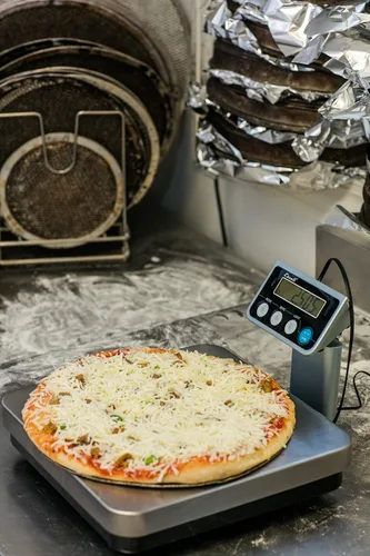 Vista 6 de San Jamar SCDGPC13 - Báscula digital de alimentos y cocina con control de porciones grandes, capacidad de 13 lb