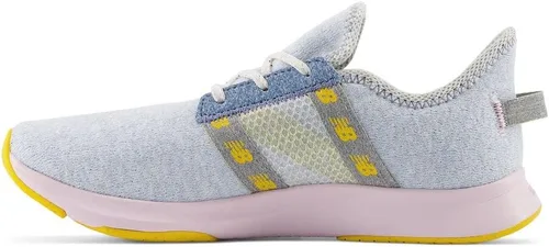 Vista 2 de New Balance Dynasoft Nergize V3 Tenis de entrenamiento combinado para mujeres