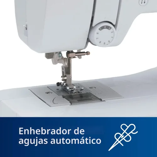 Vista 6 de Brother CS7000X Máquina de coser y acolchar computarizada, 70 puntadas integradas, pantalla LCD, mesa ancha, 10 prensatelas incluidos, blanco 70