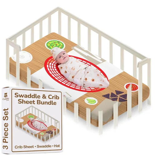 Vista 9 de Cuddle Club Juego de regalo para recién nacido, incluye manta para envolver, sombrero y sábana para cuna en estilos divertidos, para bebés niños