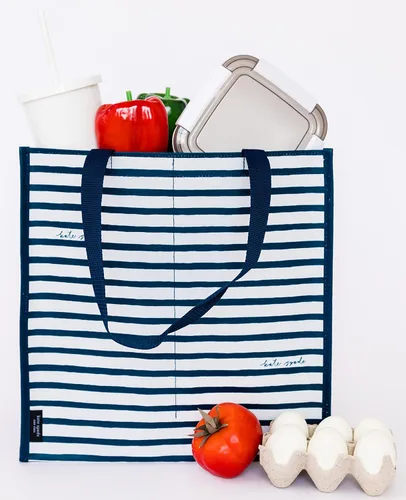 Vista 5 de Kate Spade New York Bolsa de compras reutilizable, bolsa de comestibles con correas para el hombro, bolsa plegable grande