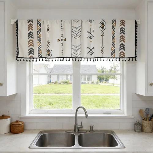 Vista 10 de Coral Fish Cenefa bohemia para ventana de cocina, cortinas geométricas para baño con patrones étnicos negros y flecos de macramé, cortina pequeña