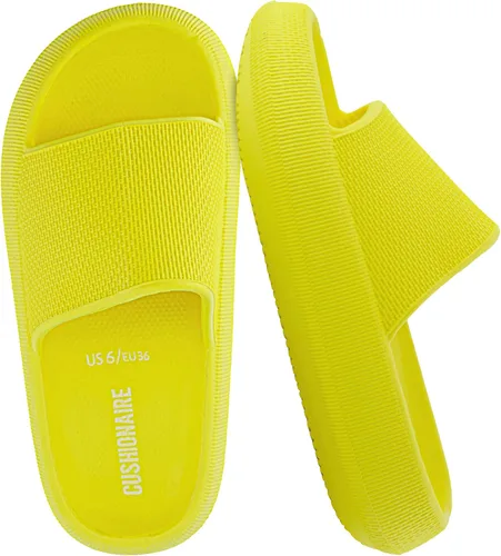 Vista 31 de CUSHIONAIRE Sandalias Feather de EVA para Mujeres – Cómodas Pantuflas Deslizables para Mujeres, Zapatos de Ducha para Interiores y Exteriores Verde