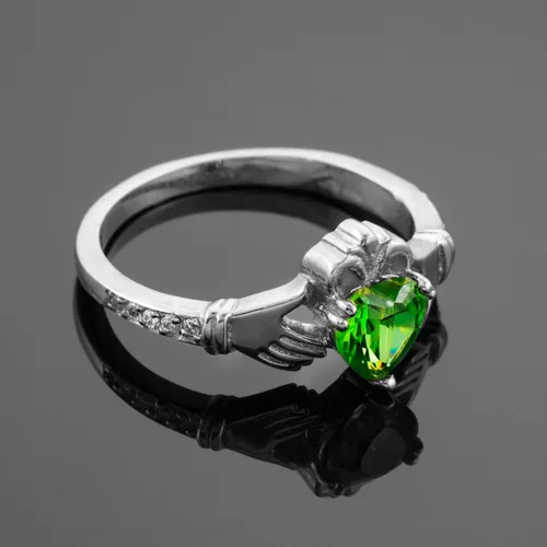 Vista 3 de Anillo Claddagh de oro blanco de 14 quilates con forma de corazón verde CZ con piedras naturales