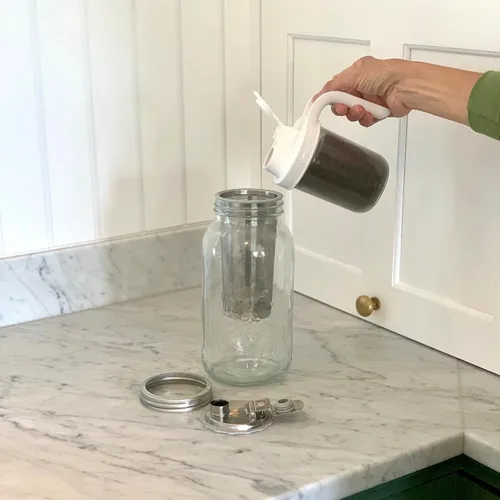 Vista 3 de Jarware tapa para infusor de café de infusión fría y té para tarros de albañil de boca ancha, negro