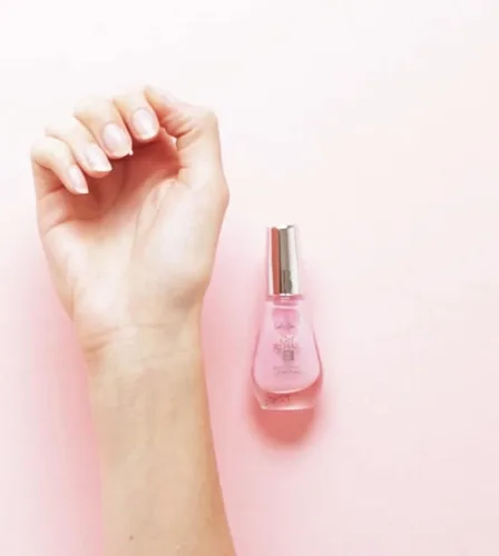 Vista 4 de Sally Hansen Treatment Nail Rehab 41054, fortalecedor de uñas, endurecedor de uñas, 0.33 onzas, suero de crecimiento de uñas, esmalte fortalecedor