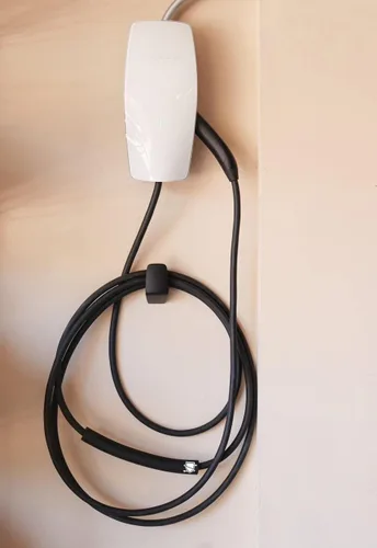 Vista 6 de Protector de cable EV, protector de cable para puerta de garaje, fabricado en EE. UU., proporciona una protección duradera para tu cable de carga