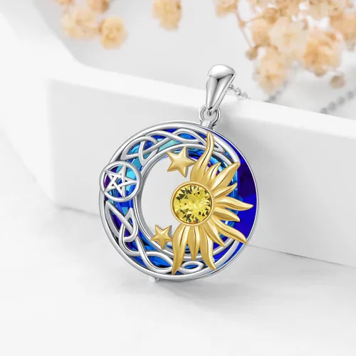 Vista 2 de AOBOCO Collar de plata de ley 925 con luna y estrella celta para mujeres y niñas